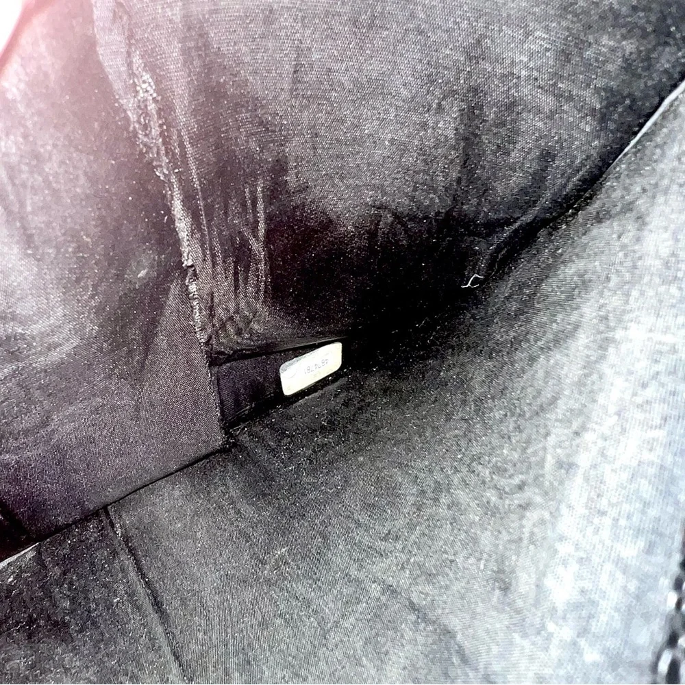 CHANEL Black‎ Wallet with Chain - Picture 14 of 16